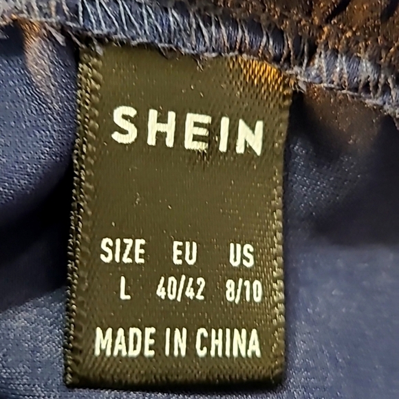 Shein Navy Blue Dress with Tie Front, Longsleeves, Ruffled Hemline, Size Large - Picture 10 of 11